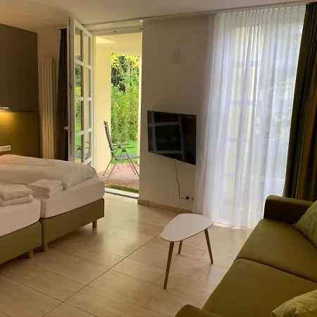 Aparthotel Park-lodge Am Rohrbusch 4*